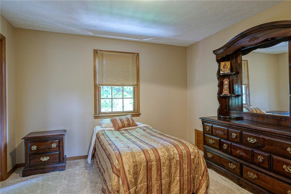 10116 Deer View Point Road Wexford, PA 15090 - Photo 17 of 25 Gallery Image 17