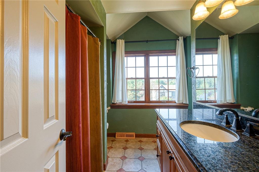 10116 Deer View Point Road Wexford, PA 15090 - Photo 18 of 25 Gallery Image 18