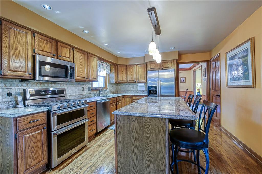 10116 Deer View Point Road Wexford, PA 15090 - Photo 7 of 25 Gallery Image 7