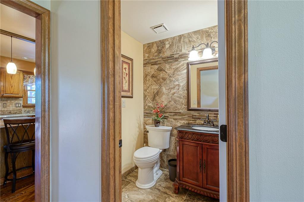 10116 Deer View Point Road Wexford, PA 15090 - Photo 10 of 25 Gallery Image 10