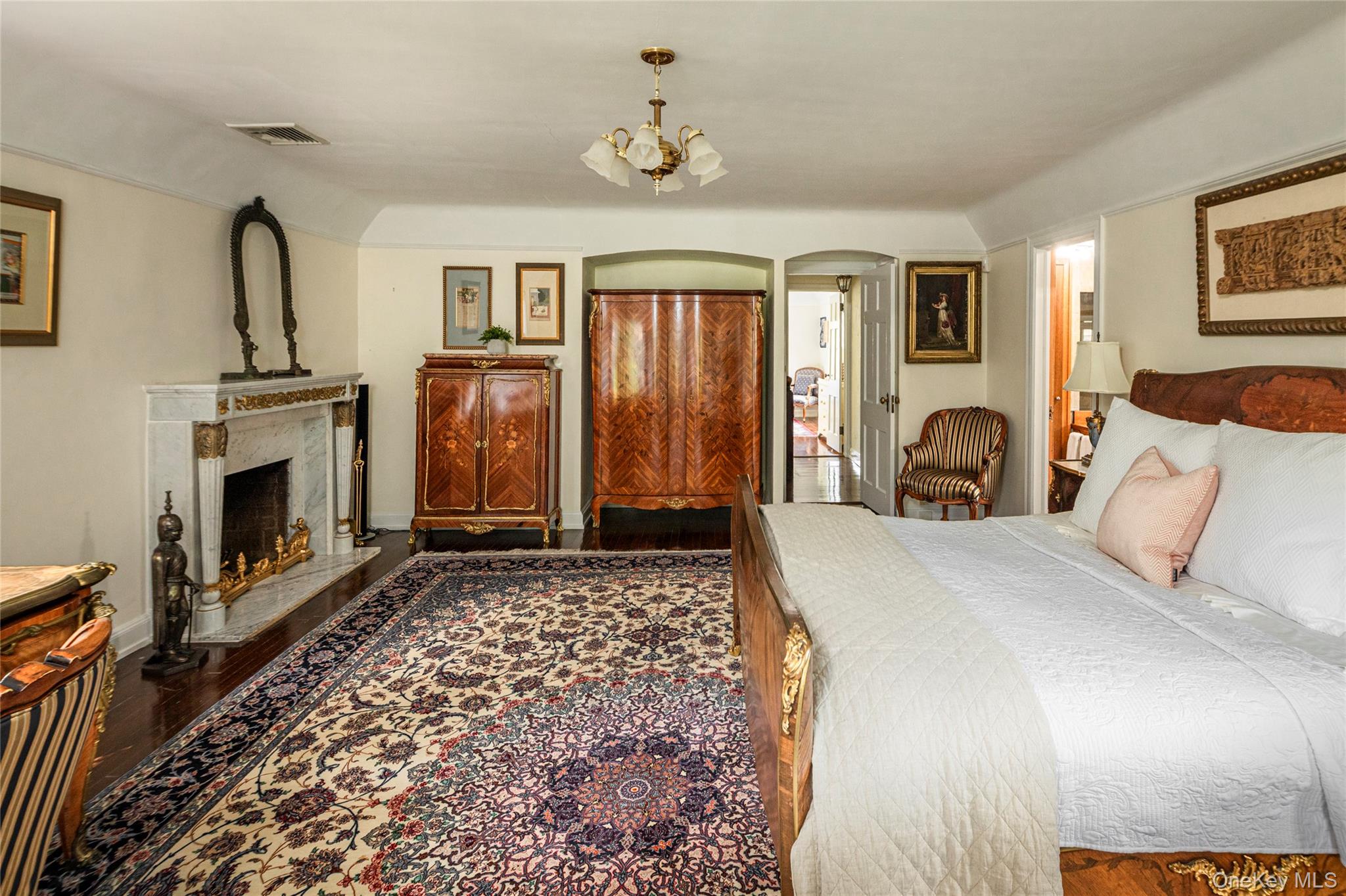 18 Hemlock Road Bronxville, NY 10708 - Photo 17 of 31