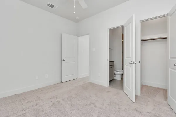 $2,350 | 2011 East Bauer Drive, Houston, TX 77080