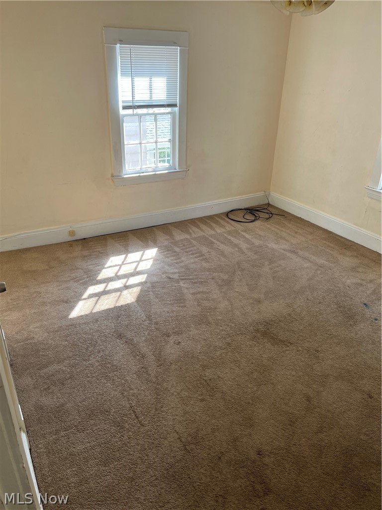 2087 North Taylor Road Cleveland Heights, OH 44112 - Photo 12 of 17