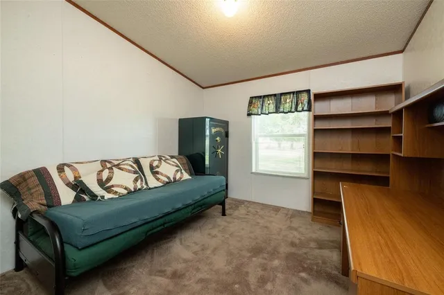 $699,999 | 207 Lazy B Lane, Springtown, TX 76082