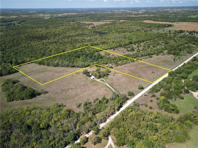$300,000 | Lot 2 New Lancaster Road, Lacygne, KS 66040