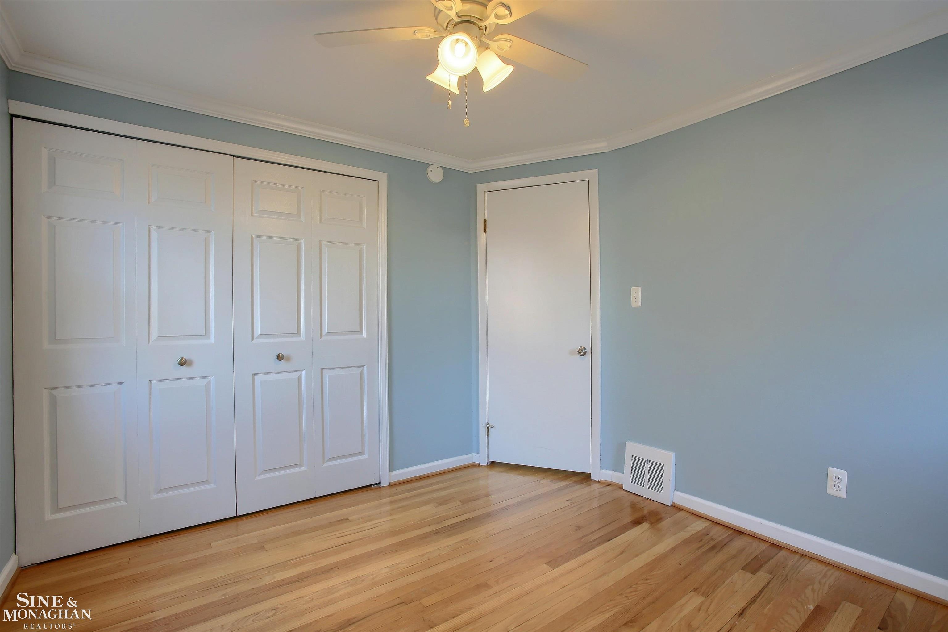 22959 Allen Road St. Clair Shores, MI 48080 - Photo 12 of 27