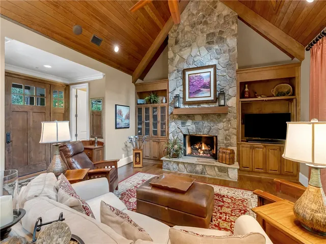 $1,575,000 | 113 Bell Flower Drive, Sunset, SC 29685