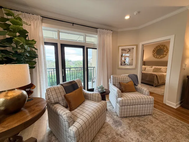 $5,250 | 33 Calhoun Street, Unit 225, Charleston, SC 29401