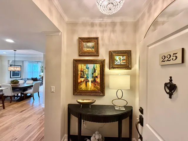 $5,250 | 33 Calhoun Street, Unit 225, Charleston, SC 29401