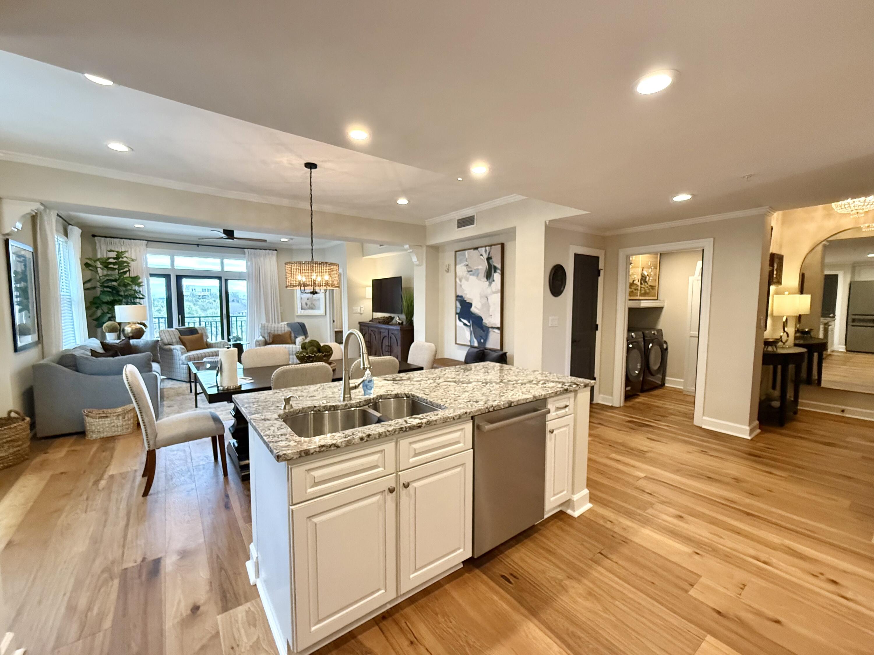 33 Calhoun Street, Unit 225 Charleston, SC 29401 - Photo 7 of 36 IMG_3031