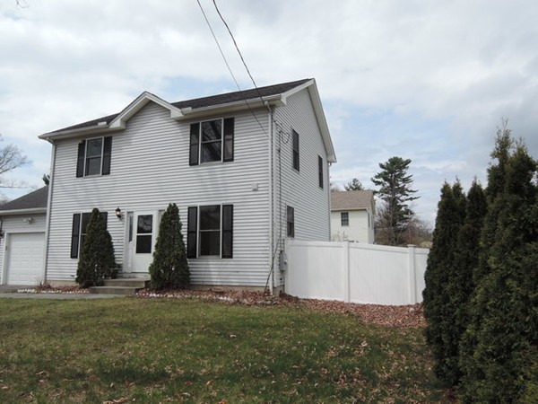 1187 Allen Street Springfield, MA 01118 - Photo 3 of 22 Gallery Image 3
