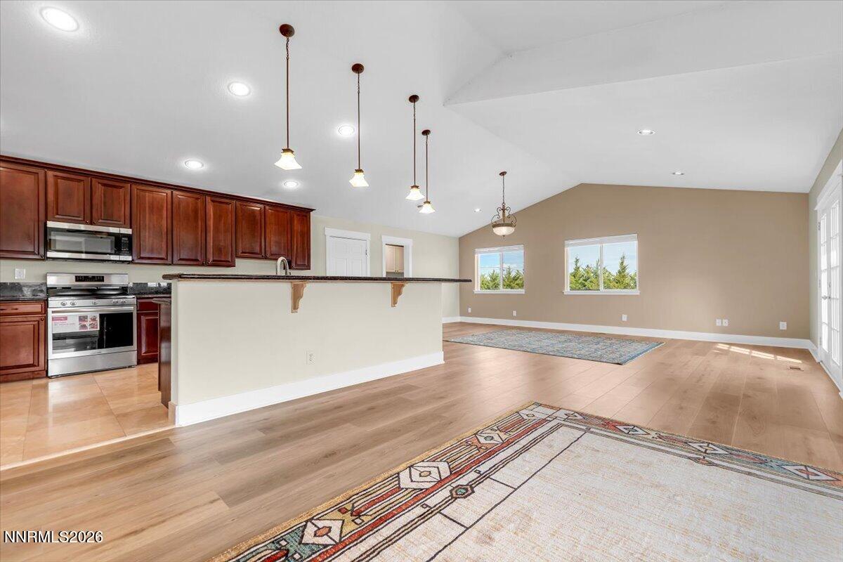 5305 Hoge Road Reno, NV 89506 - Photo 14 of 76 Kitchen & Dining Rooms
