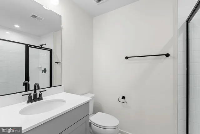 $597,999 | 17960 Alicia Avenue, Unit 1, Dumfries, VA 22026