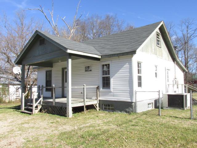 523 South Spring Street Manchester, TN 37355 - Photo 1 of 9 Gallery Image 1