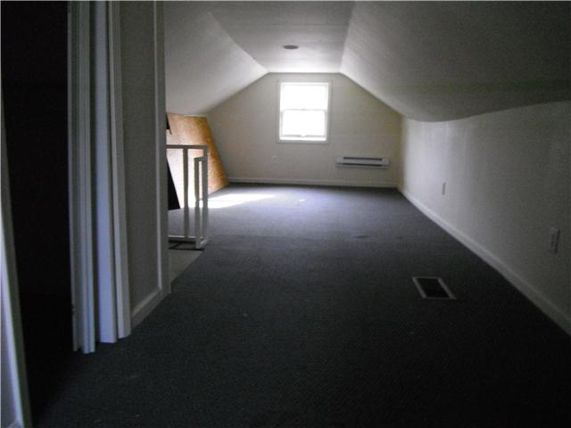 523 South Spring Street Manchester, TN 37355 - Photo 9 of 9 Unit B huge Loft/bonus bedroom