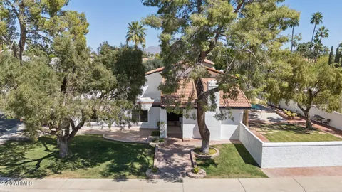$1,300,000 | 7468 East Woodshire Cove, Scottsdale, AZ 85258