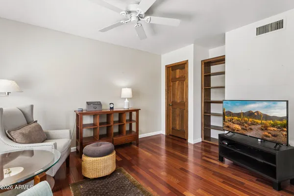 $1,300,000 | 7468 East Woodshire Cove, Scottsdale, AZ 85258