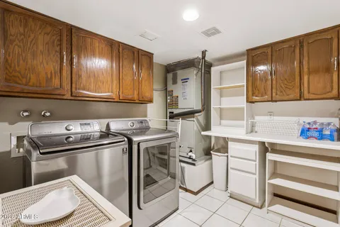 $1,300,000 | 7468 East Woodshire Cove, Scottsdale, AZ 85258