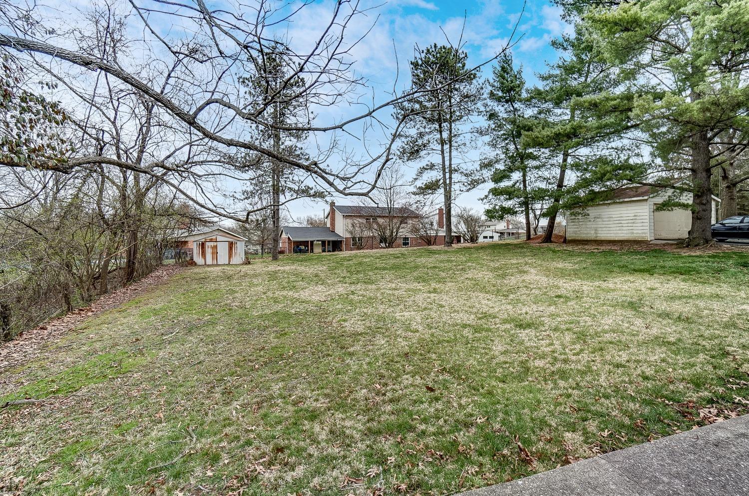 6300 Werk Road Cincinnati, OH 45248 - Photo 18 of 33