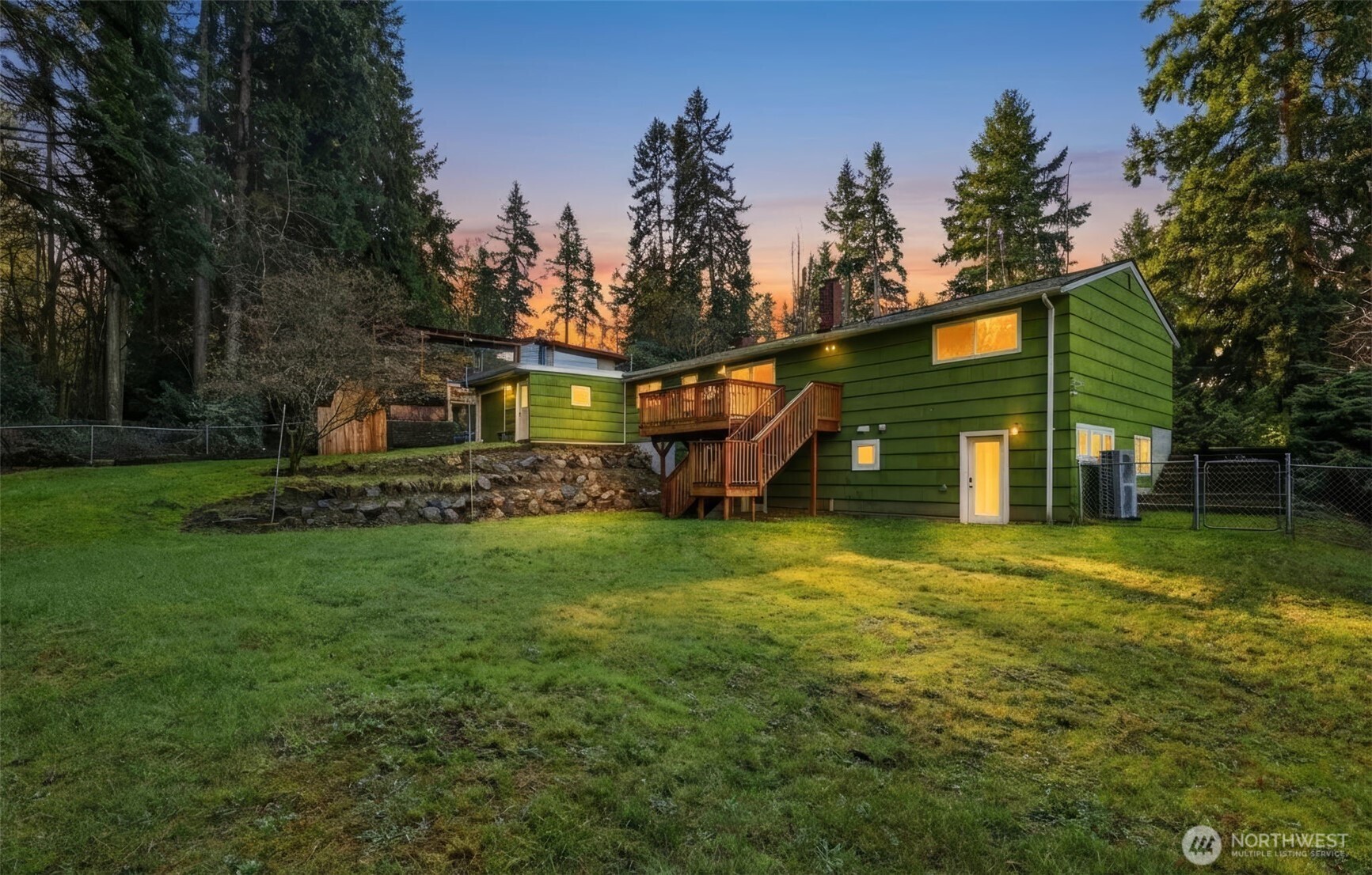 4364 151st Avenue Southeast Bellevue, WA 98006 - Photo 2 of 40