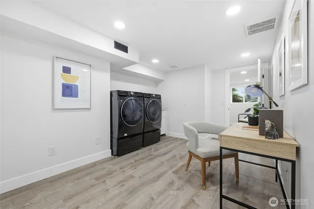 $1,340,000 | 4364 151st Avenue Southeast, Bellevue, WA 98006