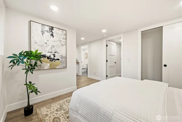 $1,340,000 | 4364 151st Avenue Southeast, Bellevue, WA 98006