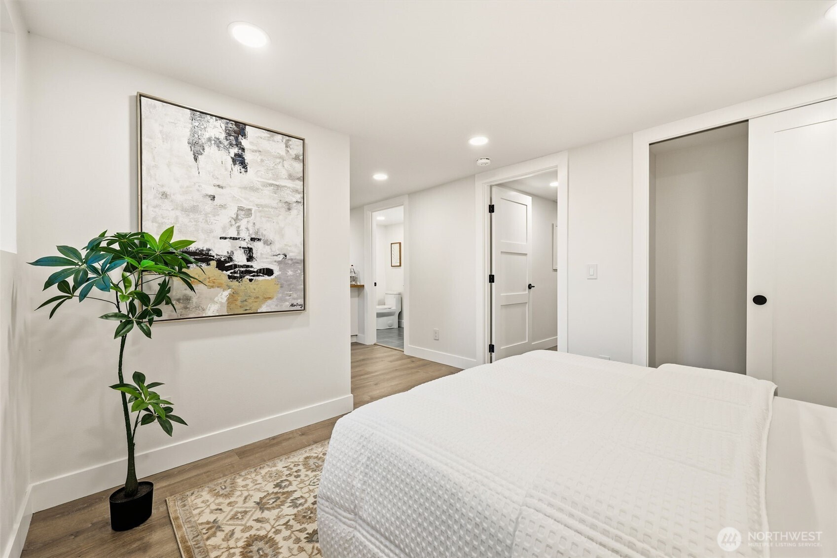 4364 151st Avenue Southeast Bellevue, WA 98006 - Photo 30 of 40