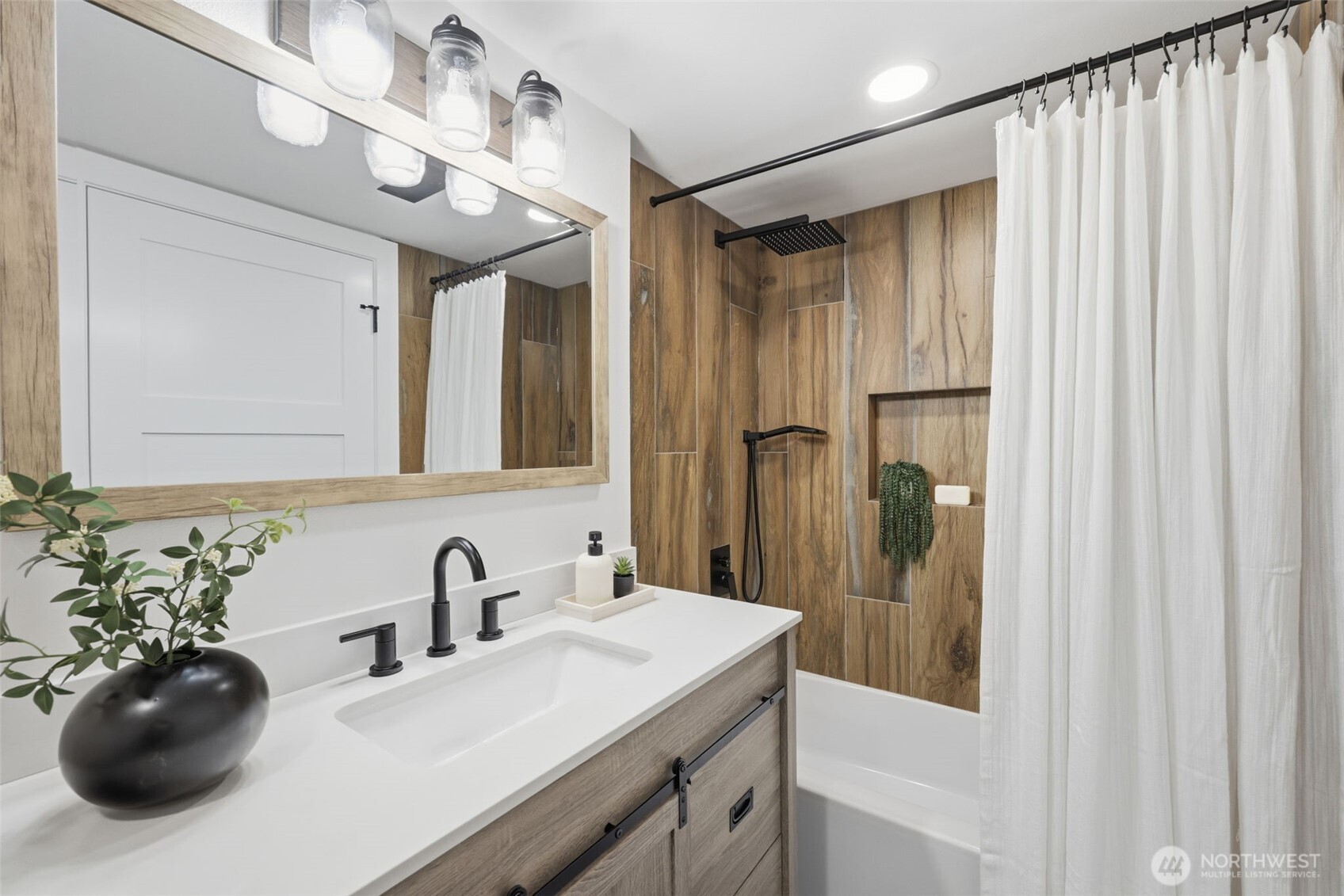 4364 151st Avenue Southeast Bellevue, WA 98006 - Photo 31 of 40