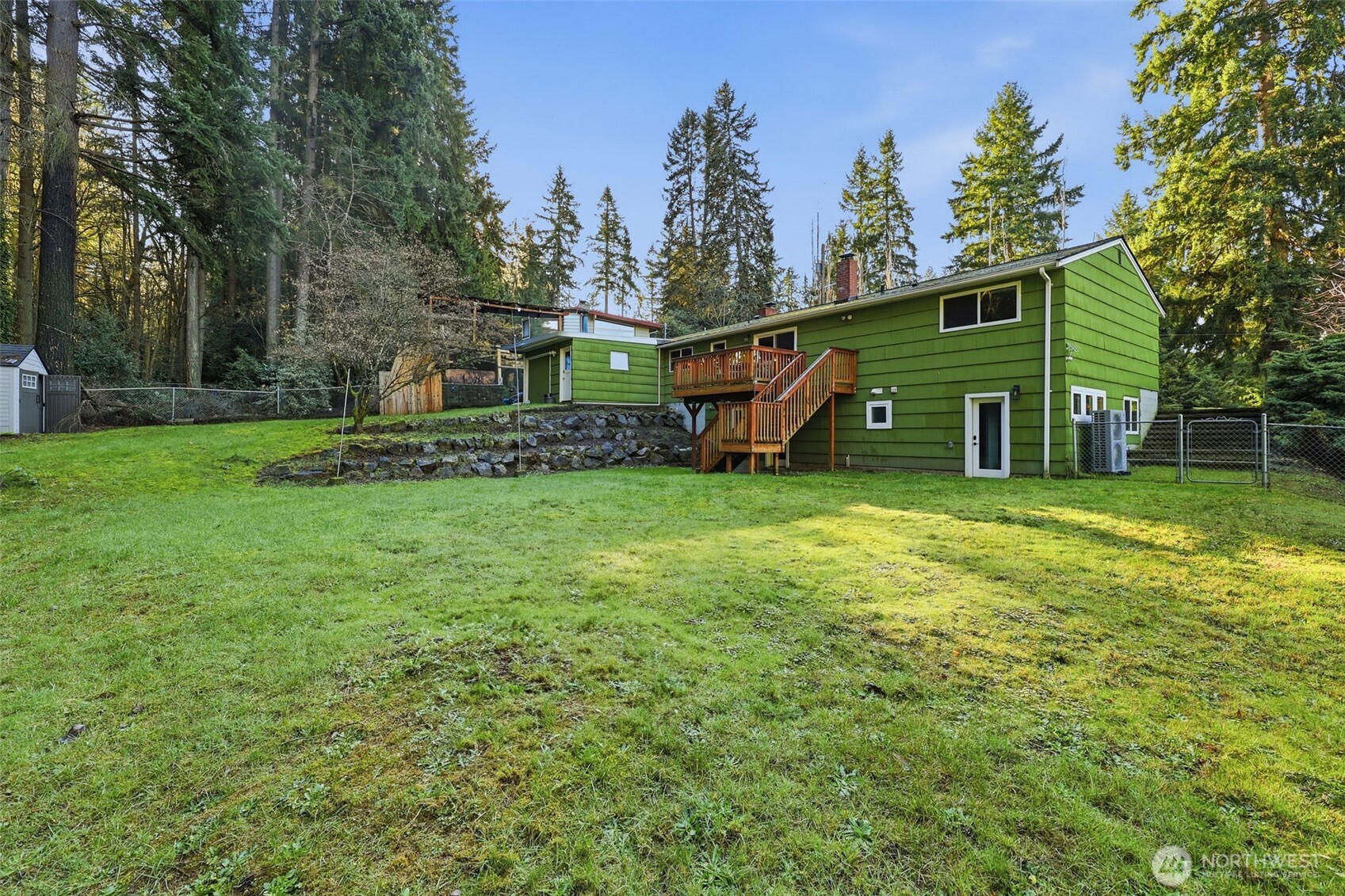 4364 151st Avenue Southeast Bellevue, WA 98006 - Photo 35 of 40