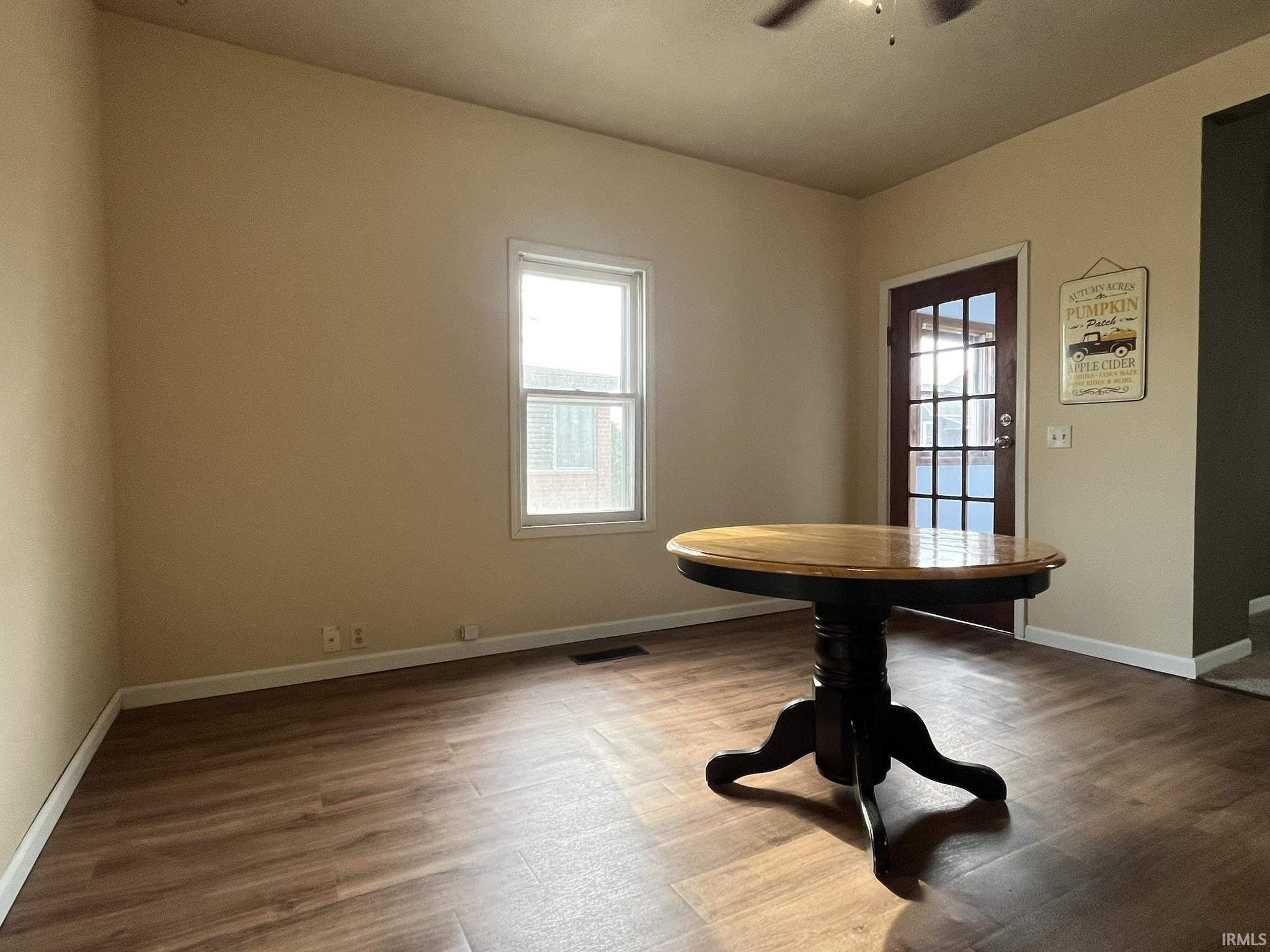 407 East 3rd Street Peru, IN 46970 - Photo 11 of 36