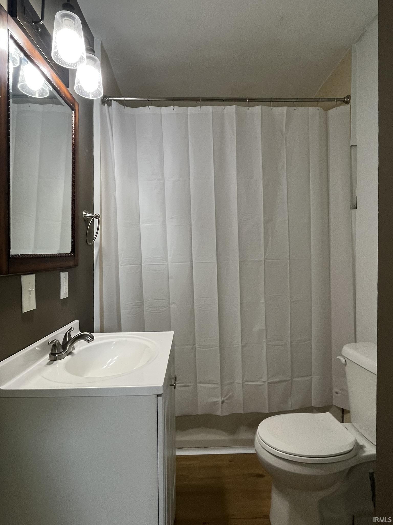407 East 3rd Street Peru, IN 46970 - Photo 13 of 36