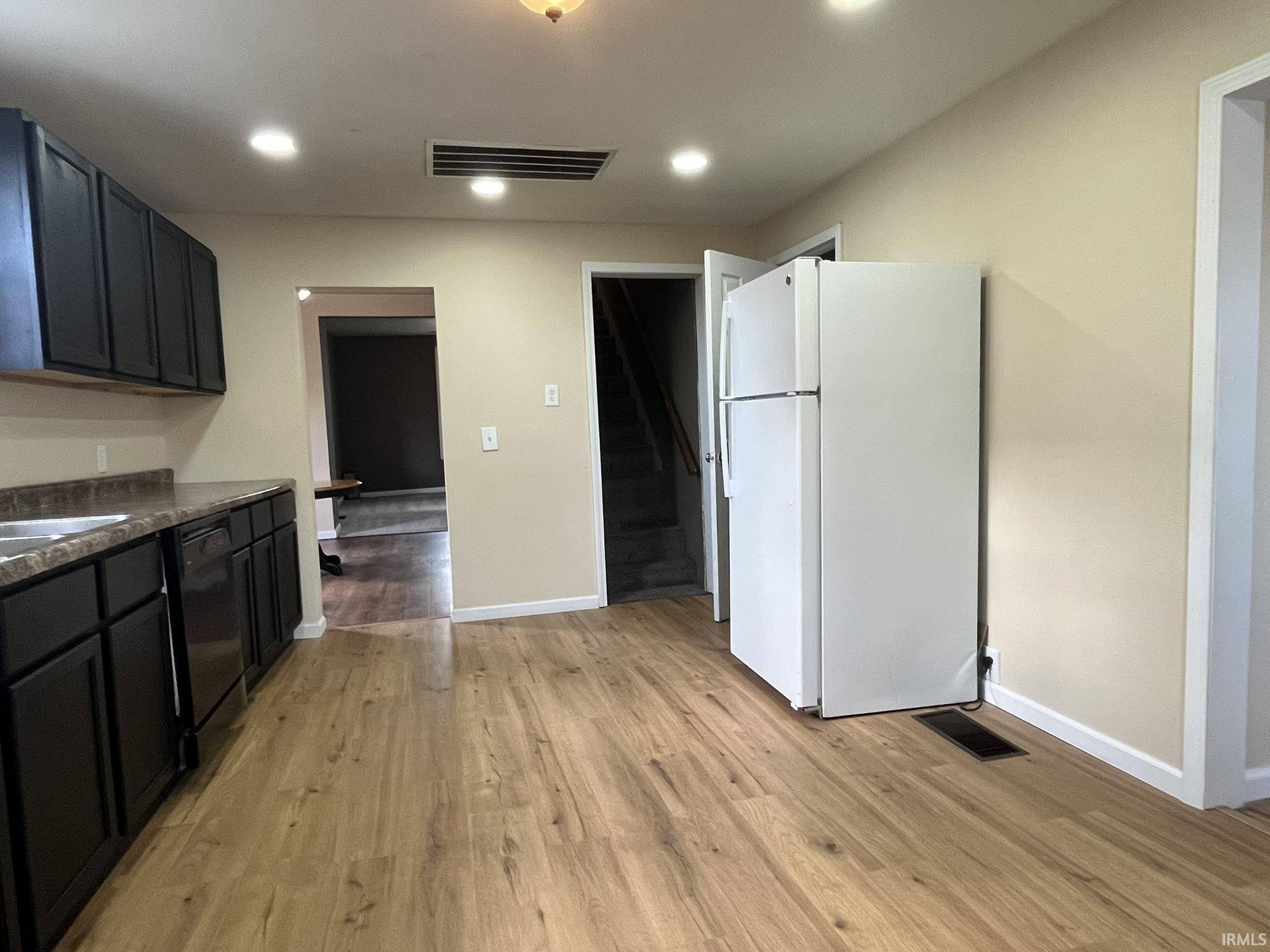 407 East 3rd Street Peru, IN 46970 - Photo 7 of 36