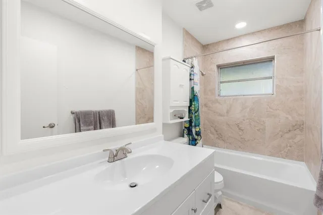 $179,900 | 3000 Riverside Drive, Unit 3021, Coral Springs, FL 33065