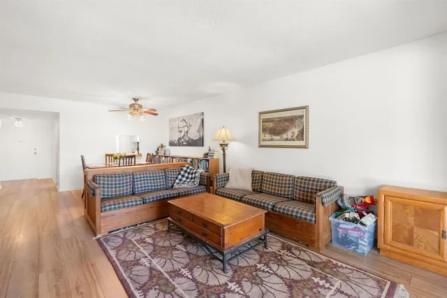 $179,900 | 3000 Riverside Drive, Unit 3021, Coral Springs, FL 33065