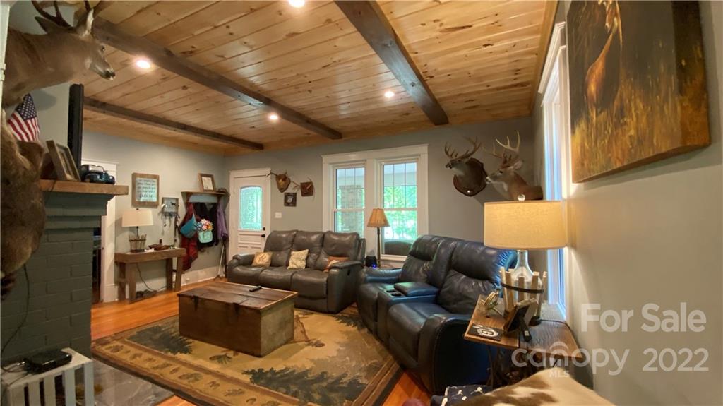 1056 Possum Trot Road Blacksburg, SC 29702 - Photo 3 of 33 Gallery Image 3