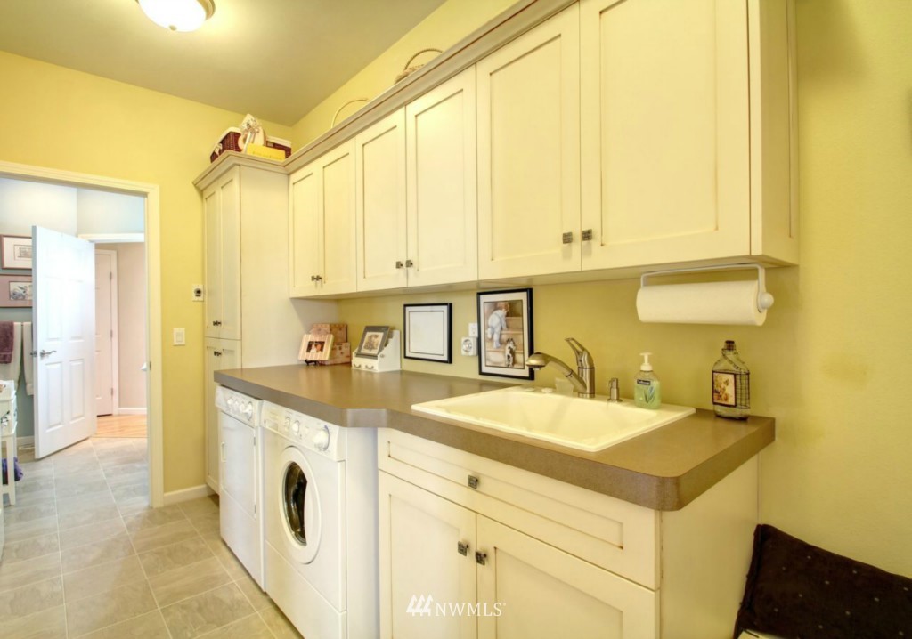 8113 Collins Road Sedro-Woolley, WA 98284 - Photo 18 of 24 Gallery Image 18