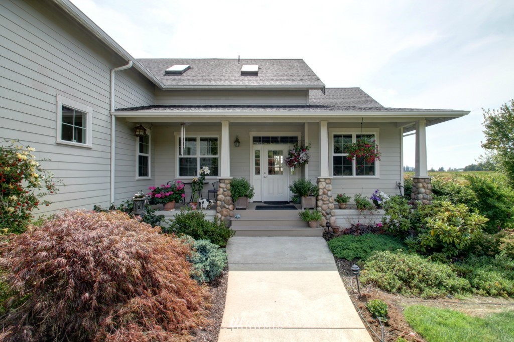 8113 Collins Road Sedro-Woolley, WA 98284 - Photo 19 of 24 Gallery Image 19