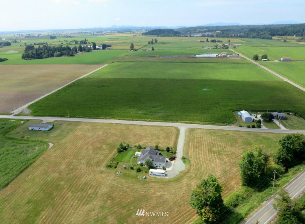 8113 Collins Road Sedro-Woolley, WA 98284 - Photo 22 of 24 Gallery Image 22