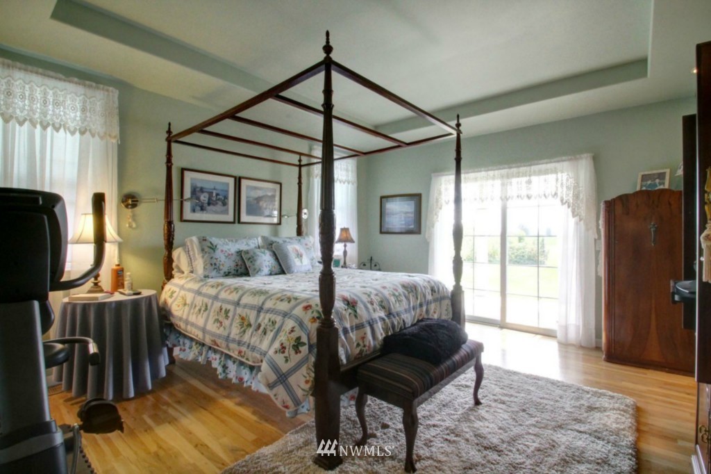 8113 Collins Road Sedro-Woolley, WA 98284 - Photo 8 of 24 Gallery Image 8