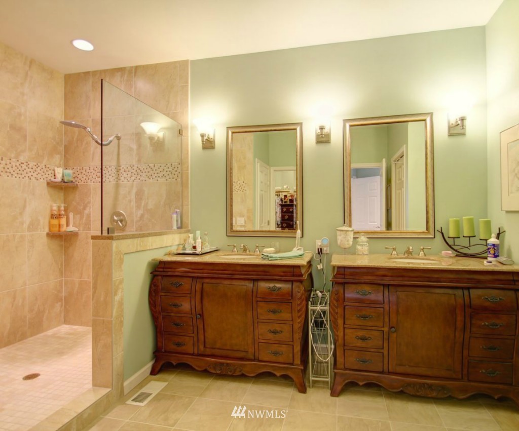 8113 Collins Road Sedro-Woolley, WA 98284 - Photo 9 of 24 Gallery Image 9