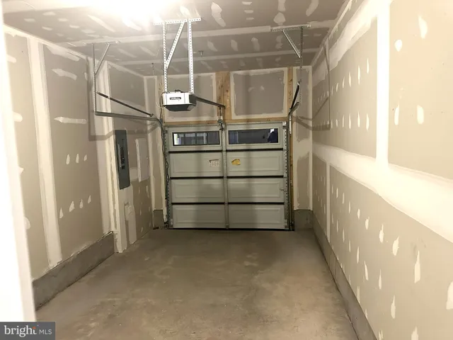 $689,000 | 20885 Murry Fls Terrace, Ashburn, VA 20147