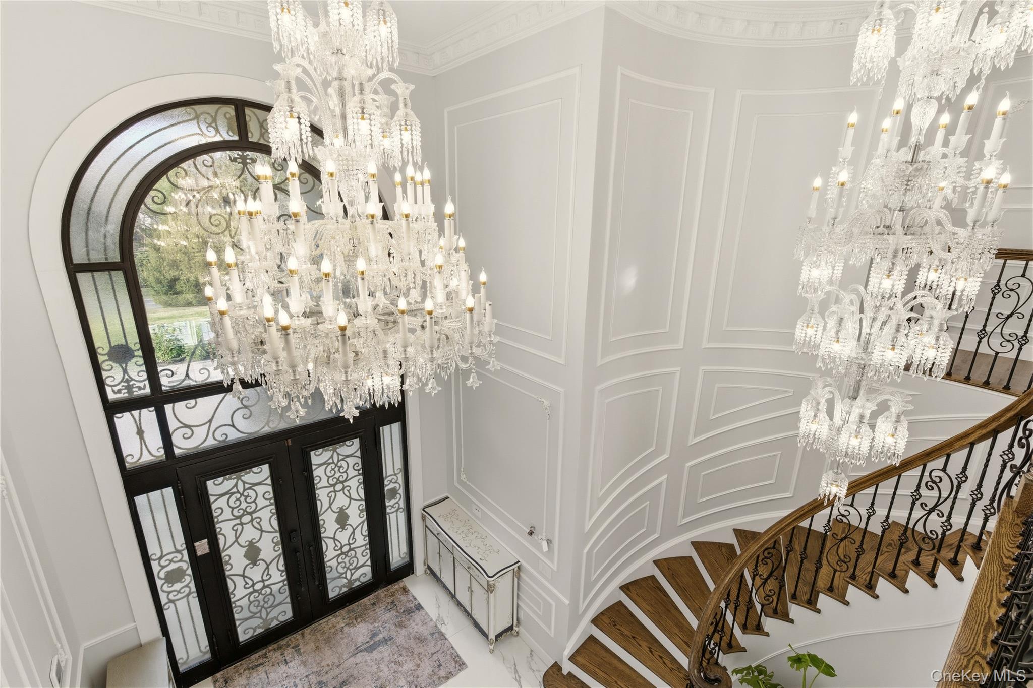 265 Laurel Lane Syosset, NY 11791 - Photo 5 of 48