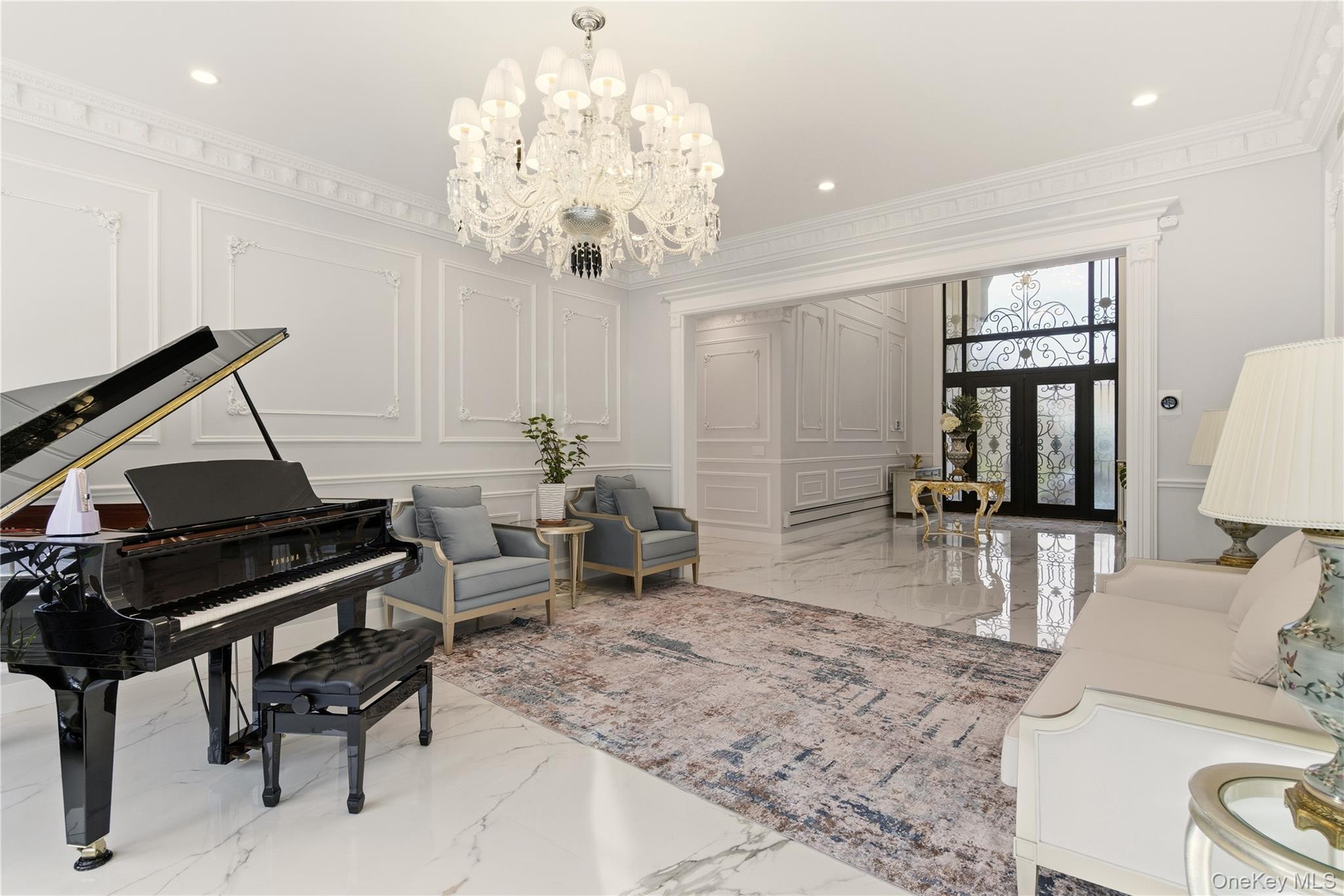 265 Laurel Lane Syosset, NY 11791 - Photo 8 of 48 a view of a dining room with furniture