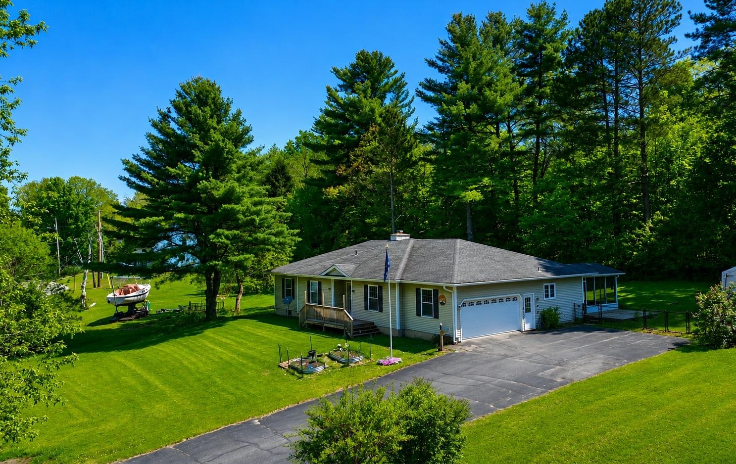 69 Edgewood Drive Newport, VT 05855 - Photo 32 of 42