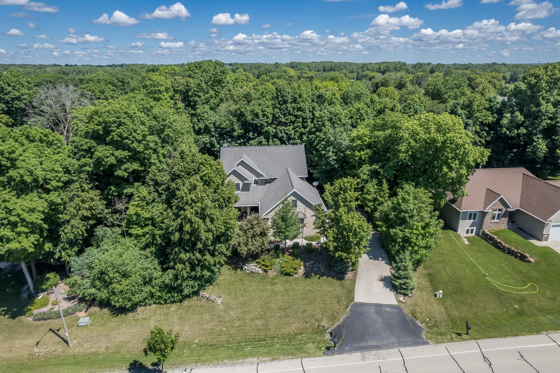 1387 Radcliff Road Neenah, WI 54956 - Photo 52 of 65