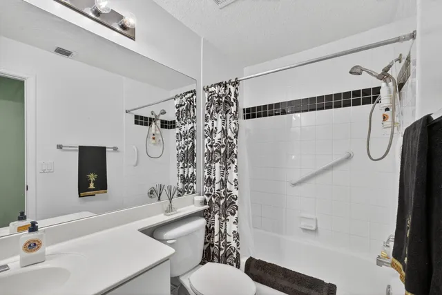 $799,900 | 208 Jones Creek Drive, Jupiter, FL 33458