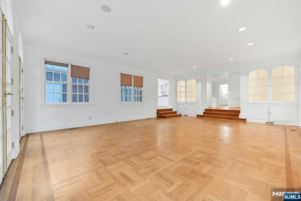 195 Elm Road Englewood, NJ 07631 - Photo 19 of 49