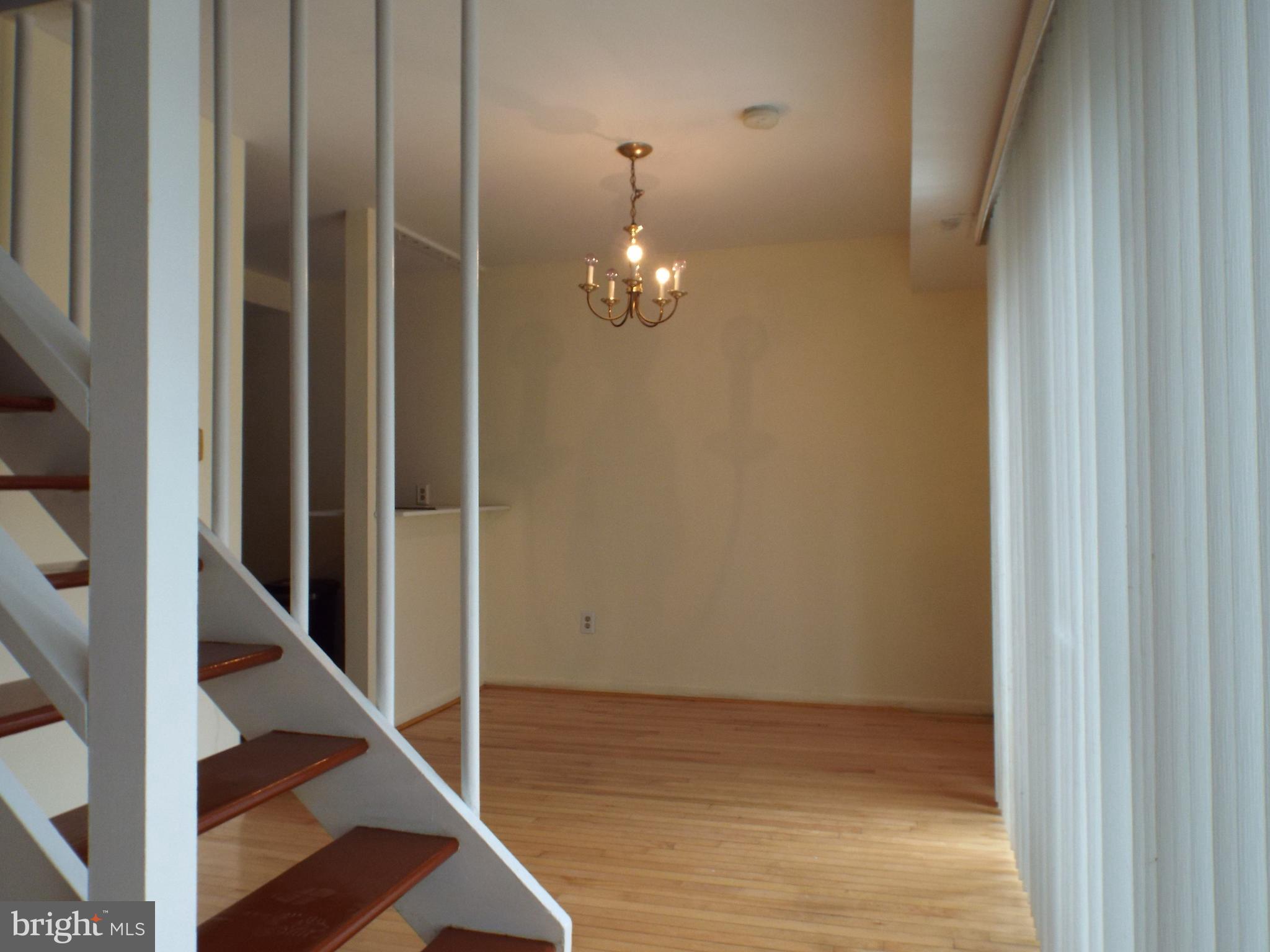 8616 Manchester Road, Unit 5 Silver Spring, MD 20901 - Photo 5 of 16 a view of entryway