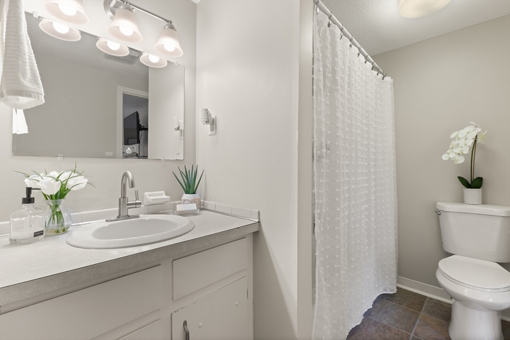 75 Sandy Pond Road, Unit 4 Ayer, MA 01432 - Photo 26 of 31 Gallery Image 26