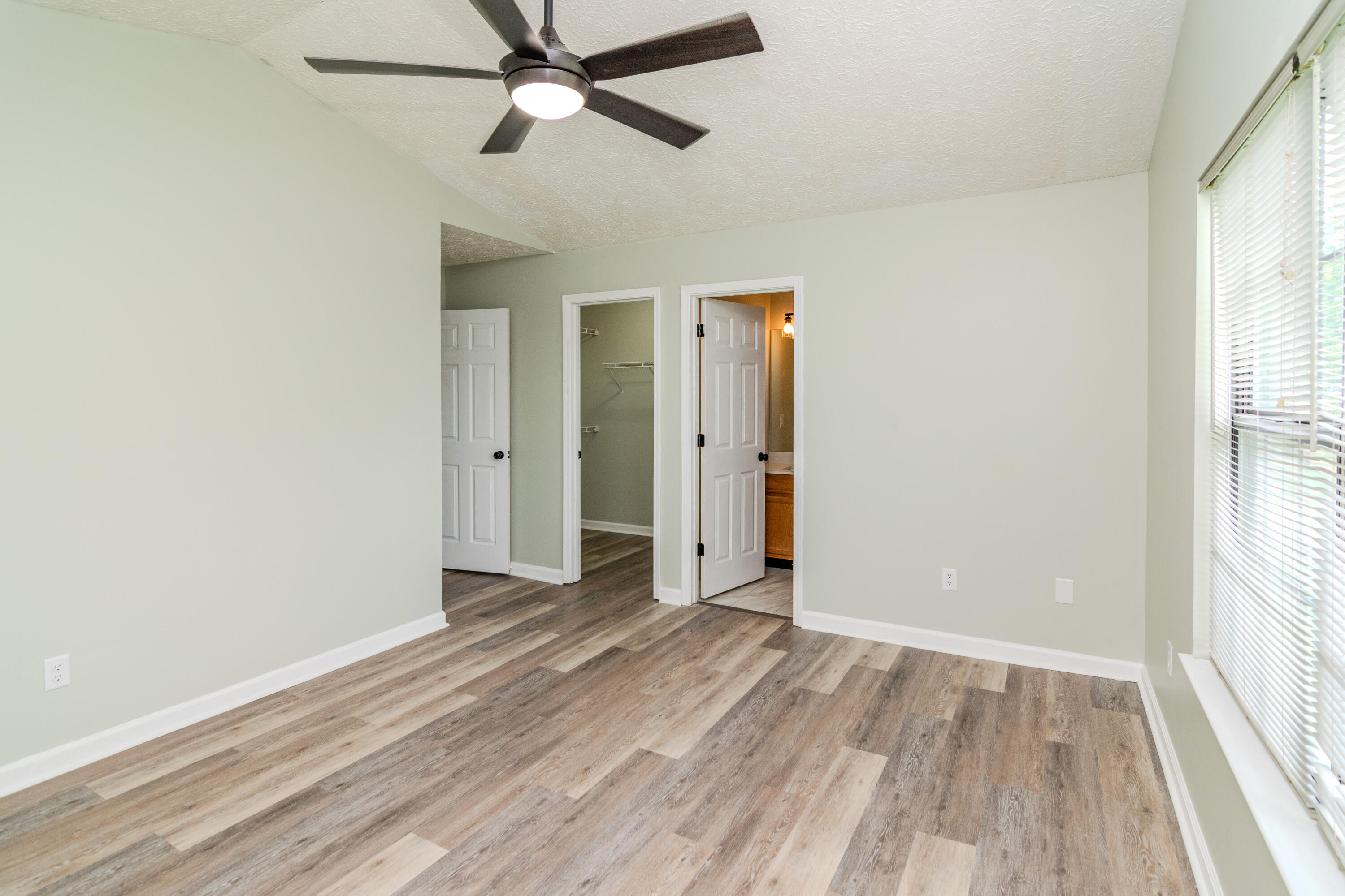 668 Kingsbury Road Lexington, KY 40509 - Photo 31 of 40 668Kingsbury-0057
